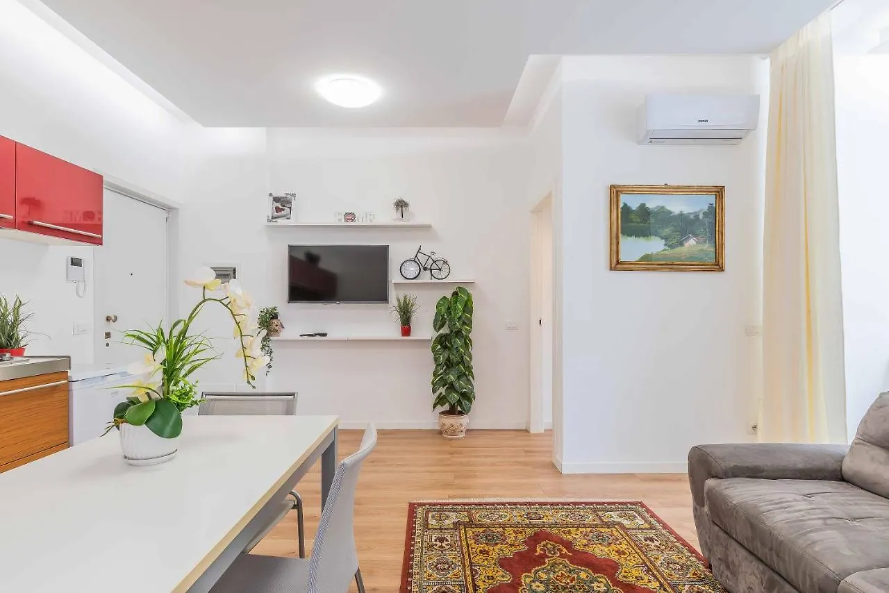 Luxury Apartment Malpensa كاردانو آل كامبو إيطاليا